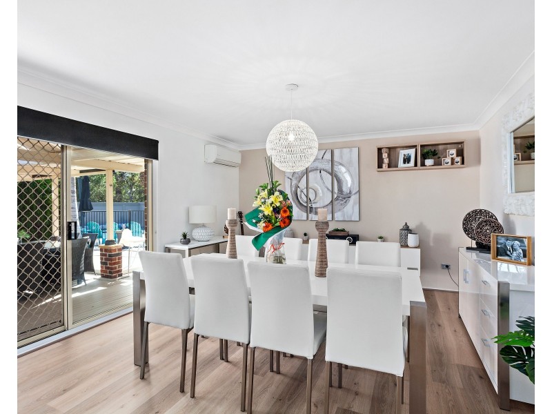 8 Ord Place, Albion Park NSW 2527