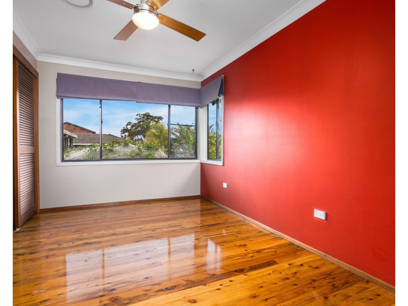 15 Tripoli Way, Albion Park NSW 2527