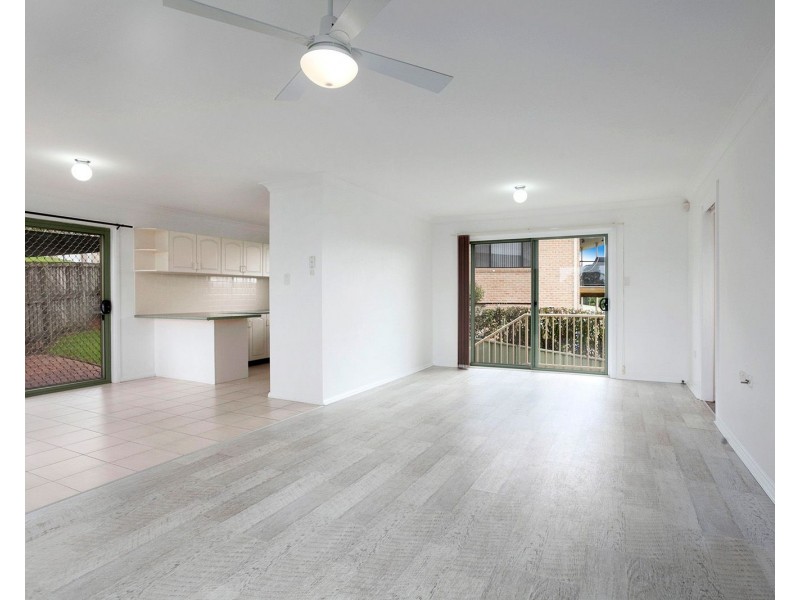 30 Eucumbene Avenue, Flinders NSW 2529