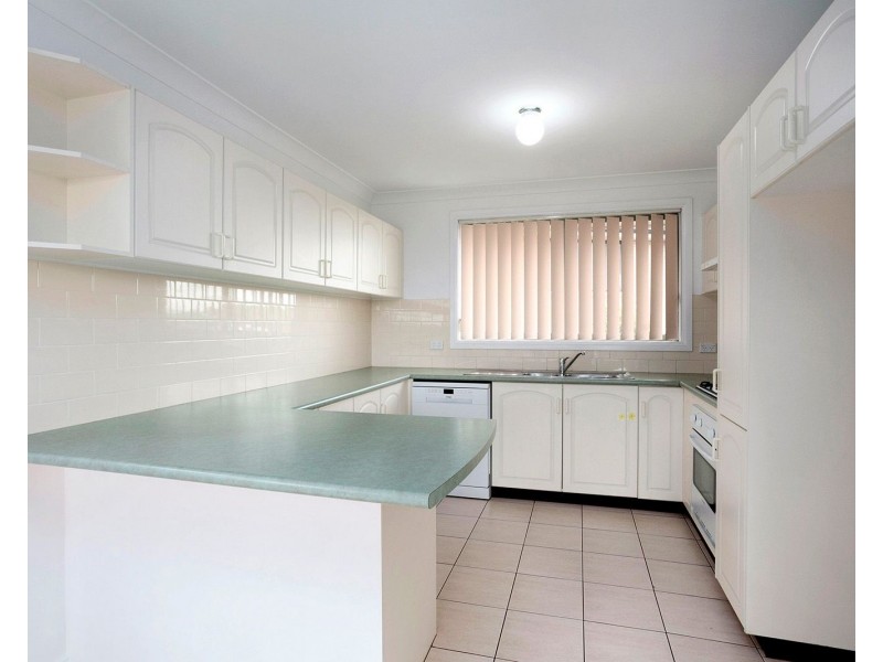 30 Eucumbene Avenue, Flinders NSW 2529