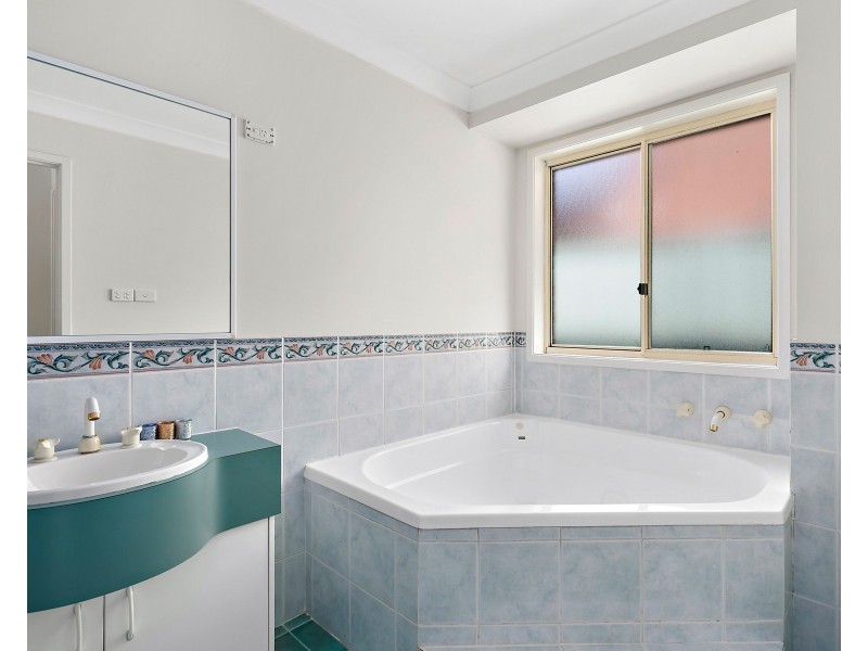 3 Napier Place, Albion Park NSW 2527