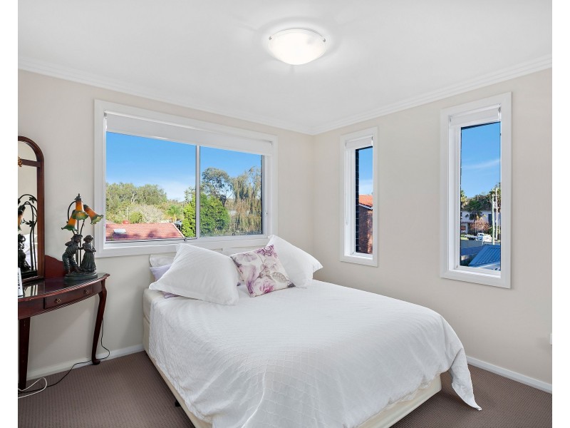 3/129 Koona Street, Albion Park Rail NSW 2527