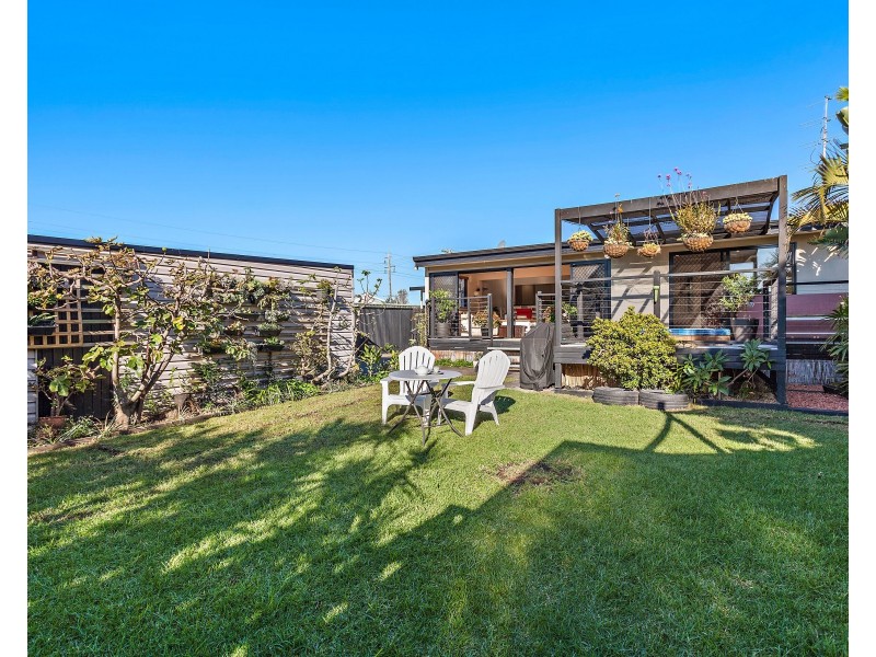 33 Wiley Street, Albion Park NSW 2527