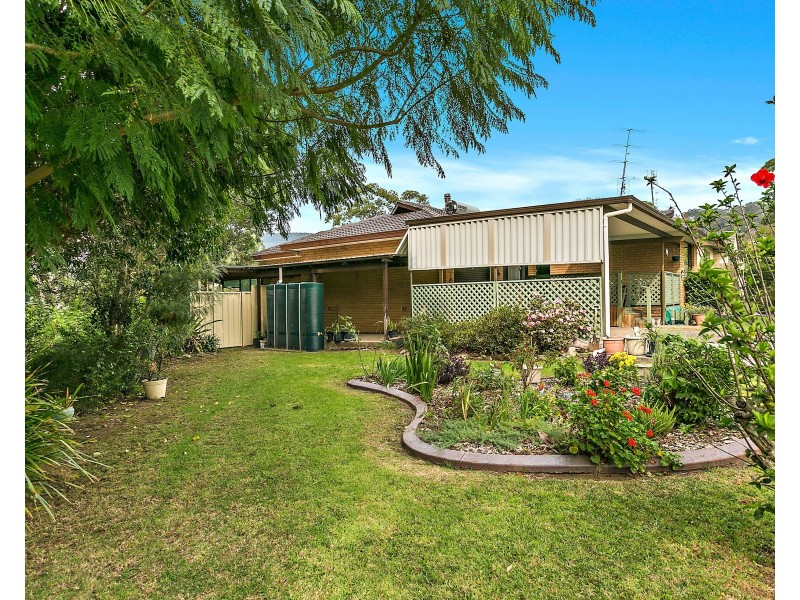 27 Simpson Parade, Albion Park NSW 2527