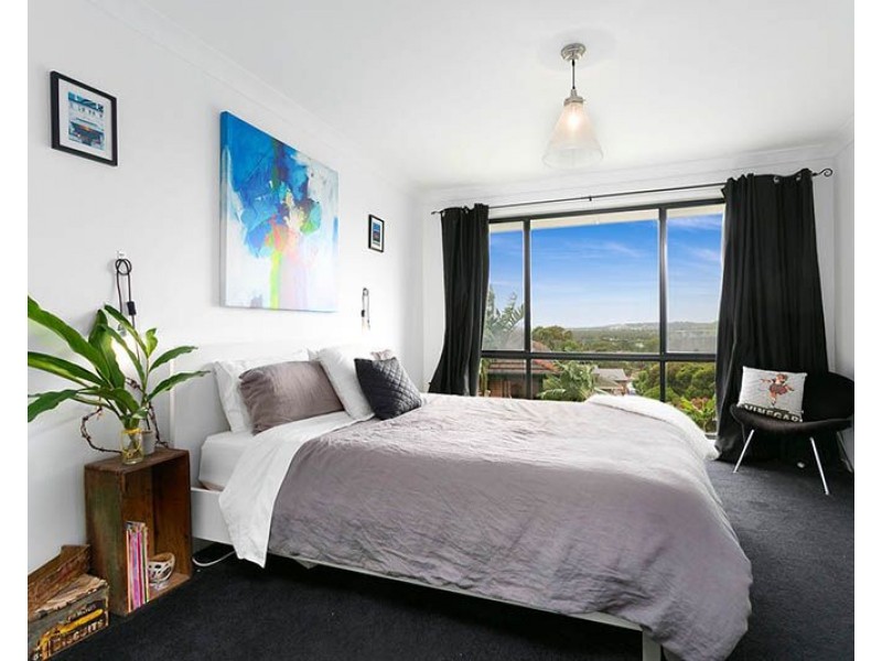 18 Murray Close, Albion Park NSW 2527