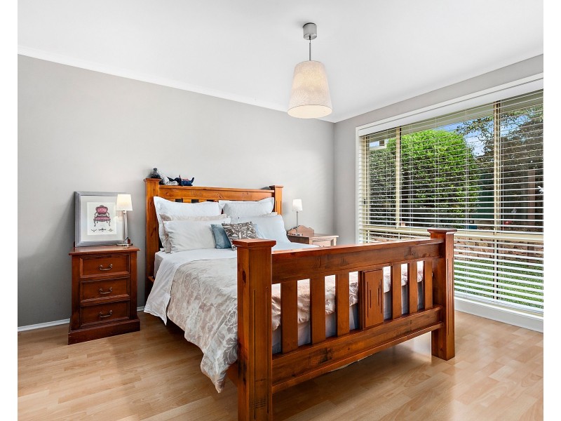 14 McInerney Avenue, Albion Park NSW 2527