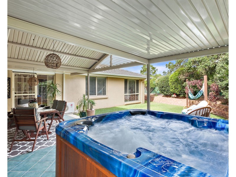 14 McInerney Avenue, Albion Park NSW 2527