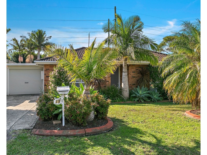 15 Smith Street, Albion Park NSW 2527