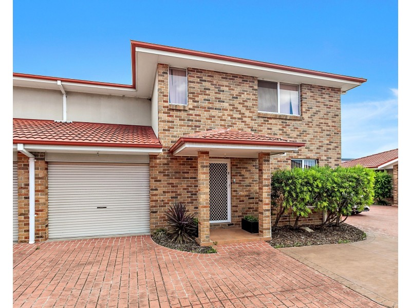 2/184 Tongarra Road, Albion Park NSW 2527