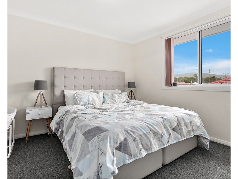 2/184 Tongarra Road, Albion Park NSW 2527