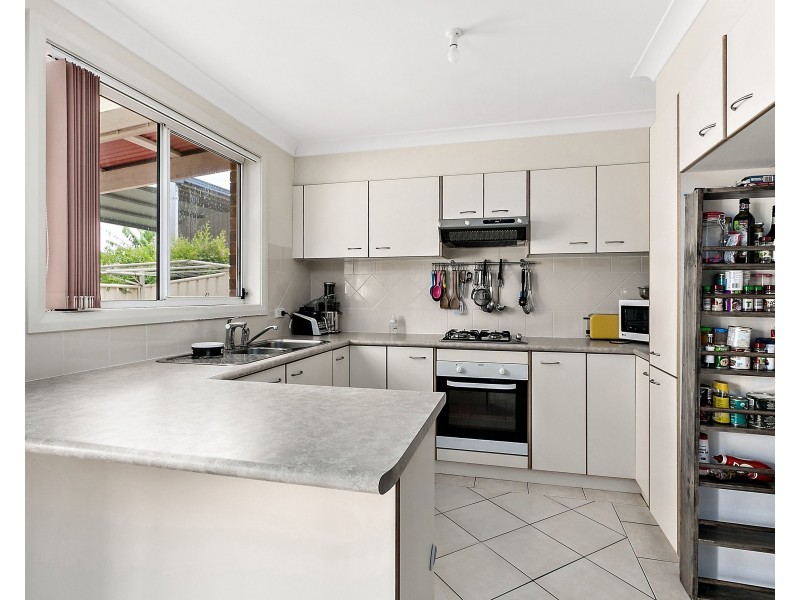 2/184 Tongarra Road, Albion Park NSW 2527