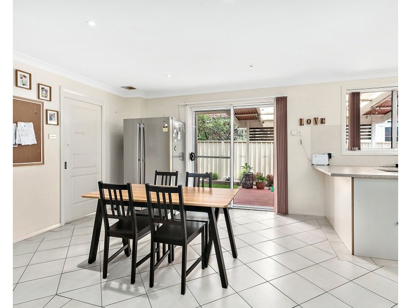 2/184 Tongarra Road, Albion Park NSW 2527