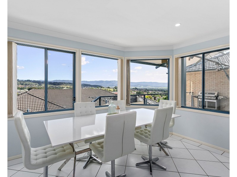 8 Ashton Close, Albion Park NSW 2527