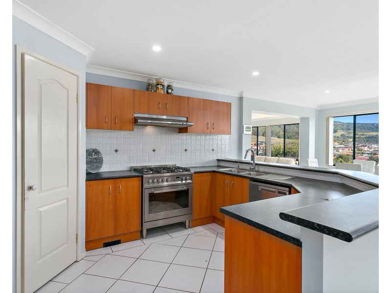 8 Ashton Close, Albion Park NSW 2527