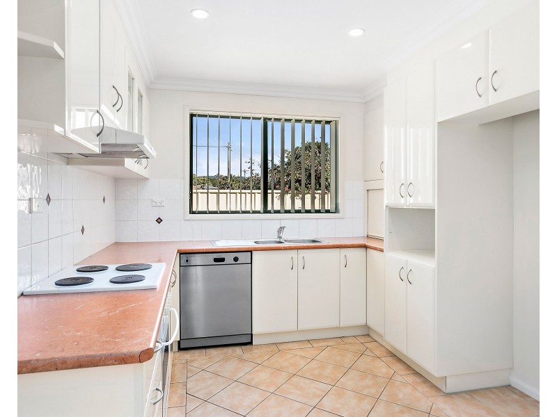 1/23 Boonerah Street, Albion Park Rail NSW 2527