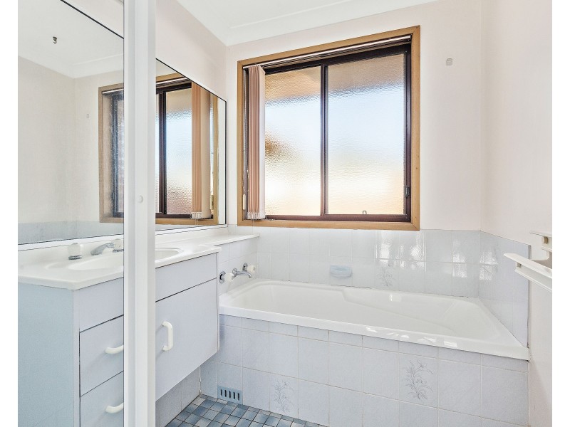 1/139 Church Street, Albion Park NSW 2527