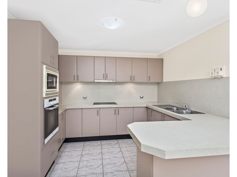 20 Windsor Crescent, Brownsville NSW 2530