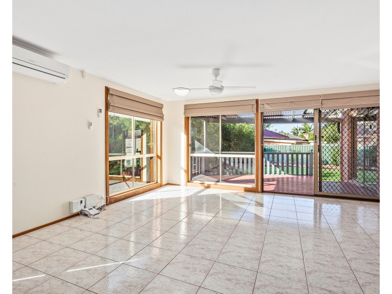 20 Windsor Crescent, Brownsville NSW 2530