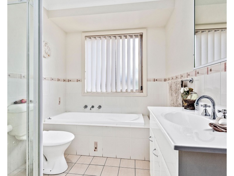 1 Goonyella Street, Albion Park NSW 2527