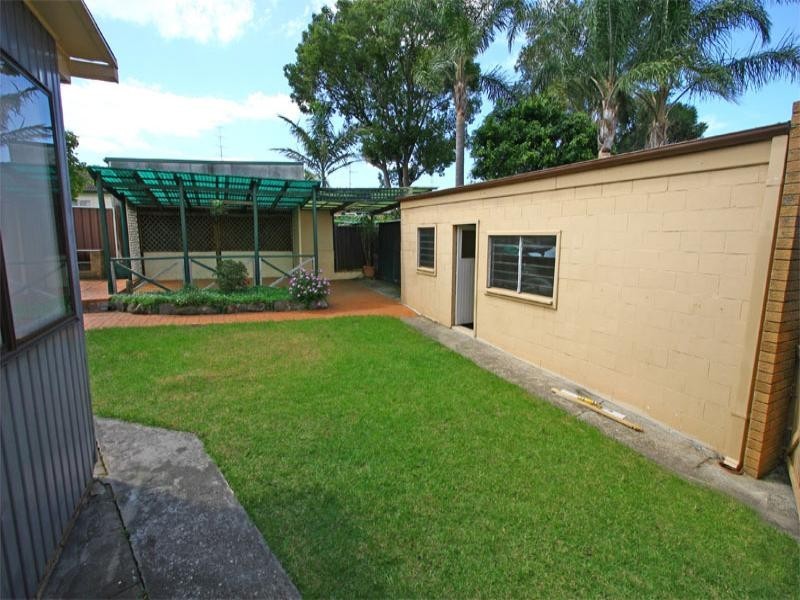 Kanahooka NSW 2530