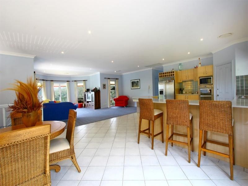 Calderwood NSW 2527