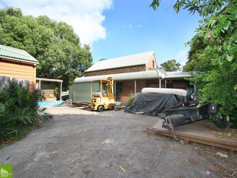 110 Tongarra Road, Albion Park NSW 2527