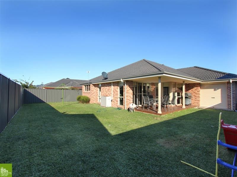 11 Waterview Avenue, Haywards Bay NSW 2530