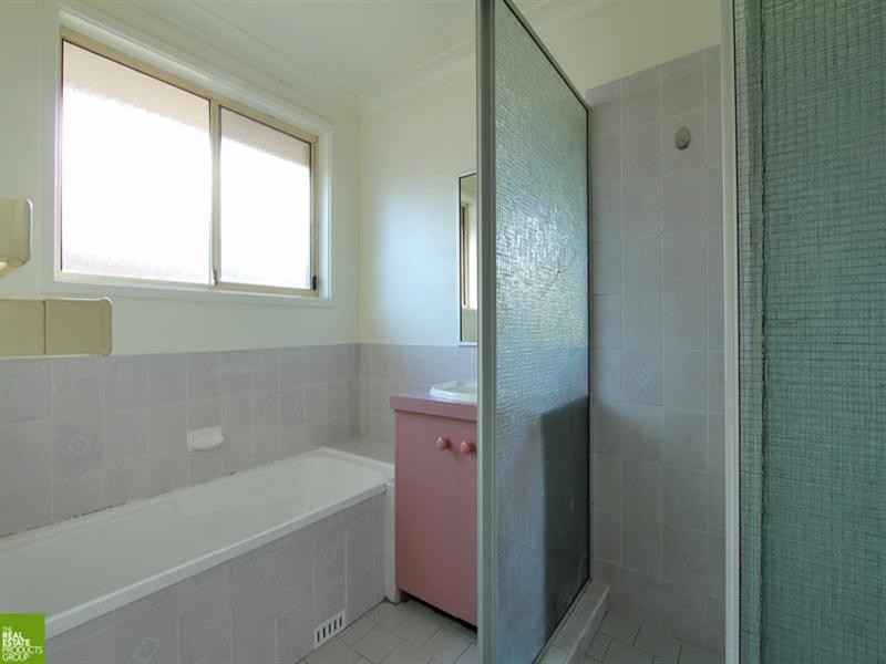 13 Mayfield Avenue, Albion Park NSW 2527