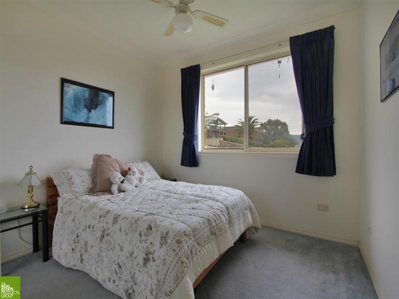 4 Abercrombie Crescent, Albion Park NSW 2527