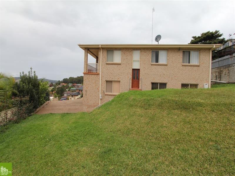 4 Abercrombie Crescent, Albion Park NSW 2527