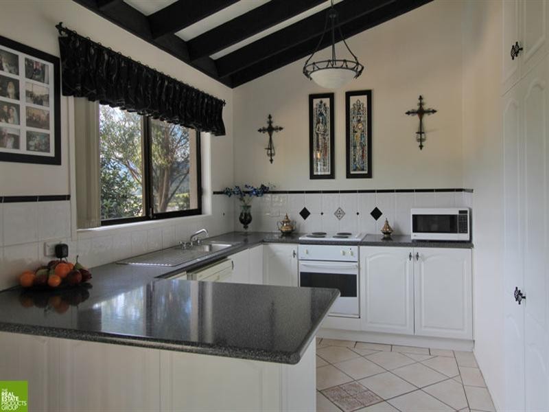 20 Noble Road, Albion Park NSW 2527