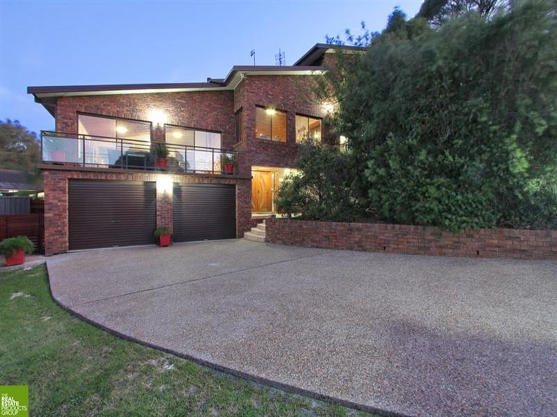 11 Murray Close, Albion Park NSW 2527
