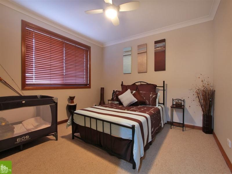 11 Murray Close, Albion Park NSW 2527