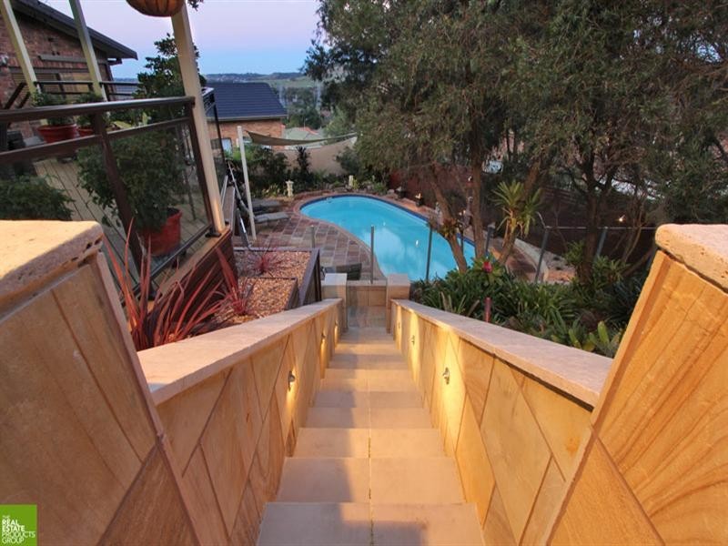 11 Murray Close, Albion Park NSW 2527