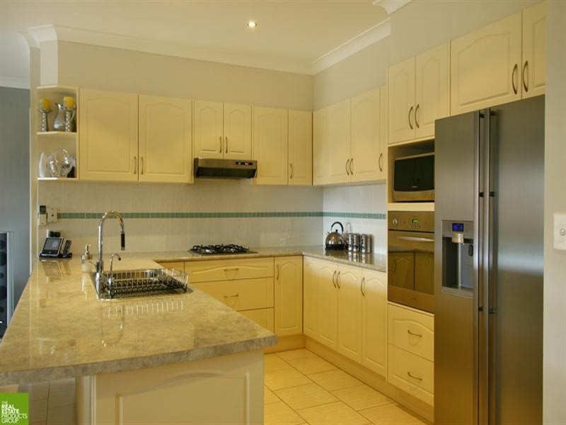 15 Darling Drive, Albion Park NSW 2527