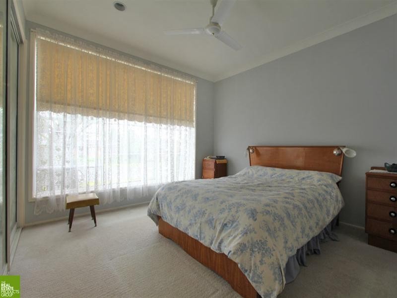 10 Smith Street, Albion Park NSW 2527