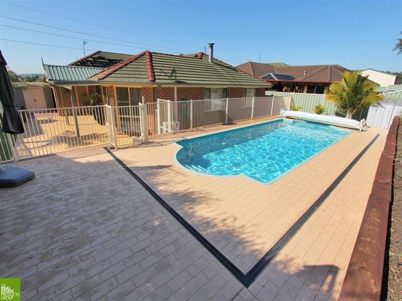 54 Daintree Drive, Albion Park NSW 2527