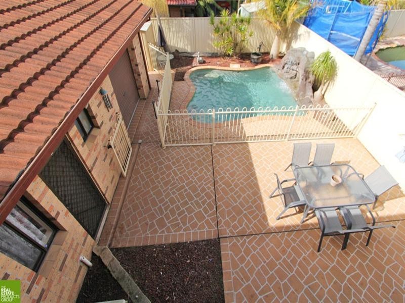 1 McCoy Place, Albion Park NSW 2527