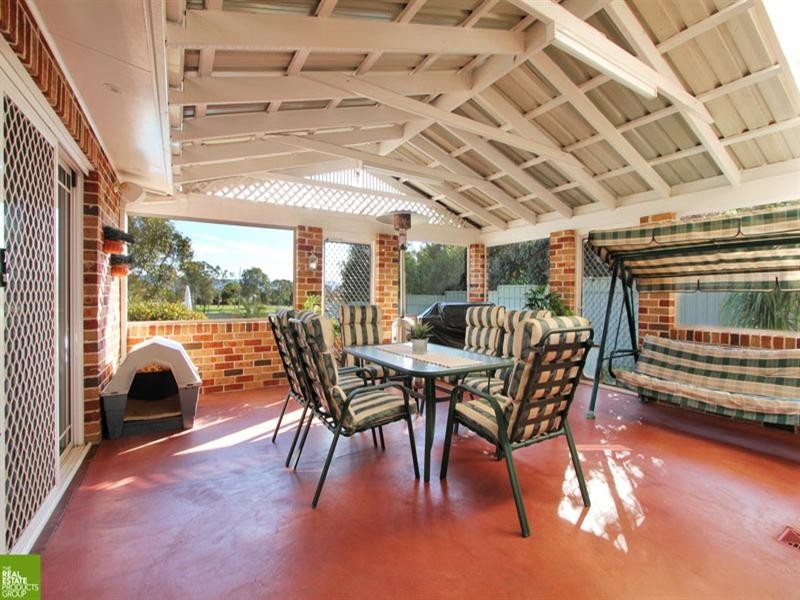 35 Barcoo Circuit, Albion Park NSW 2527