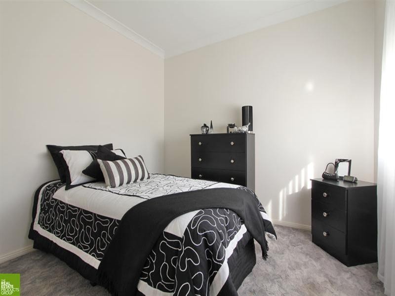 35 Barcoo Circuit, Albion Park NSW 2527
