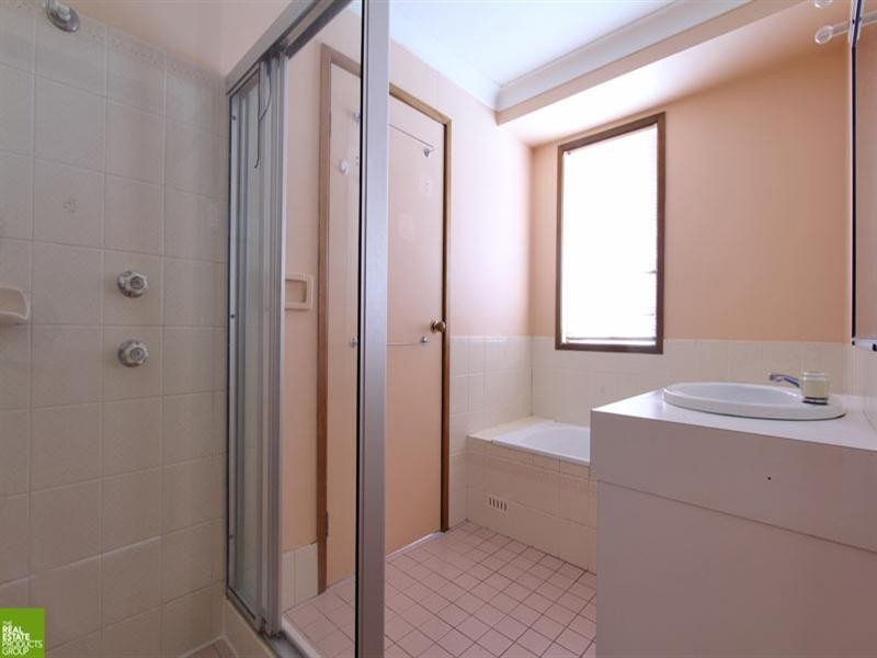 114 Hillside Drive, Albion Park NSW 2527