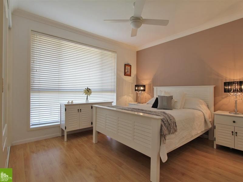 37 Esperance Drive, Albion Park NSW 2527