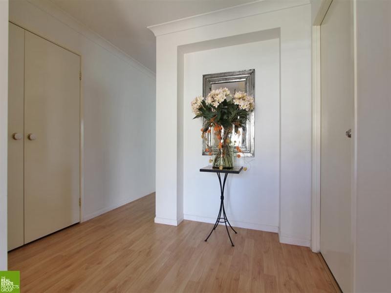 37 Esperance Drive, Albion Park NSW 2527