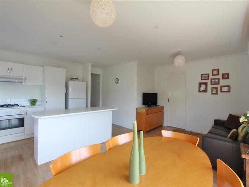 37 Esperance Drive, Albion Park NSW 2527
