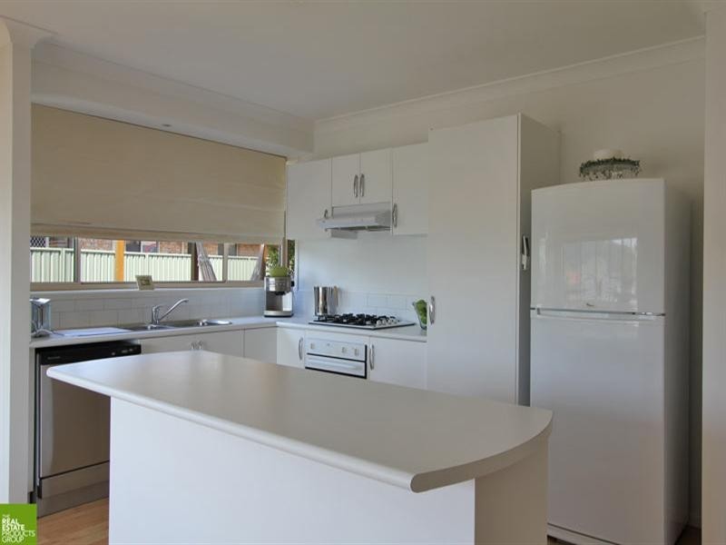 37 Esperance Drive, Albion Park NSW 2527