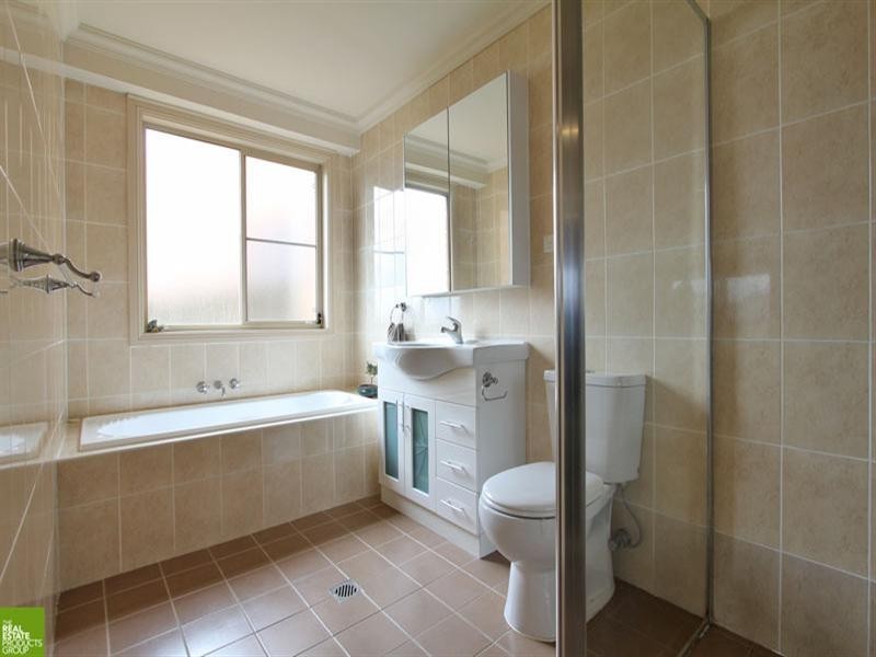 7 Clermont Crescent, Albion Park NSW 2527