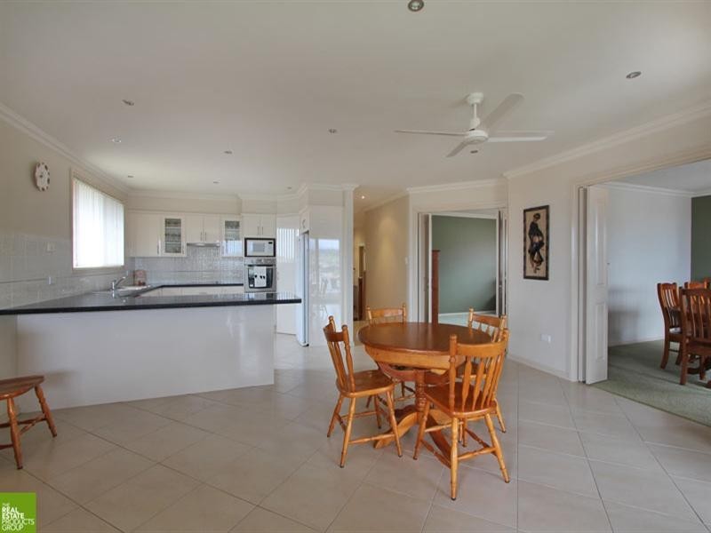 7 Clermont Crescent, Albion Park NSW 2527