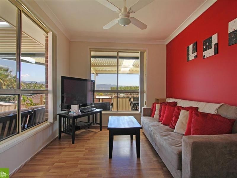 34 Fields Drive, Albion Park NSW 2527
