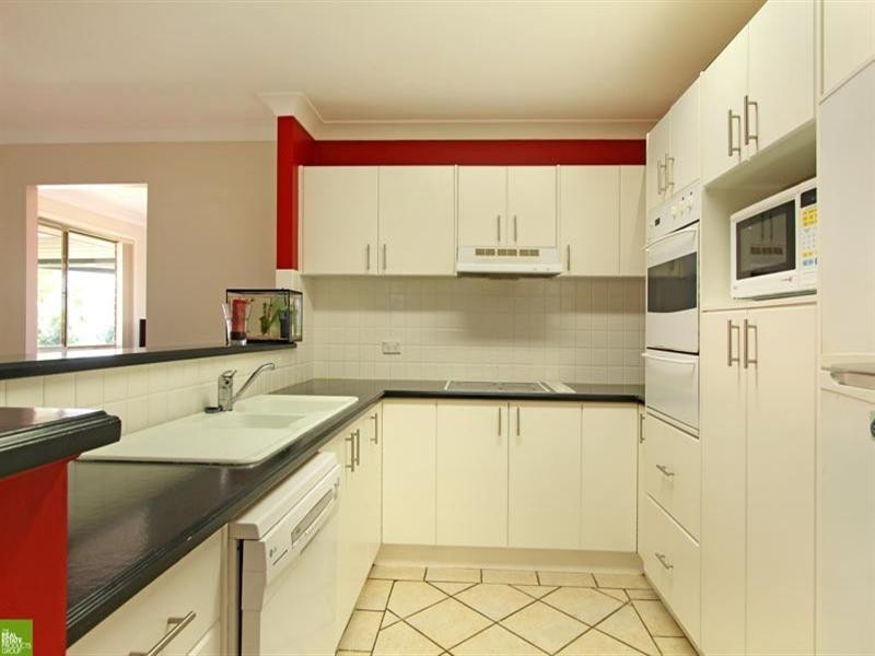 34 Fields Drive, Albion Park NSW 2527
