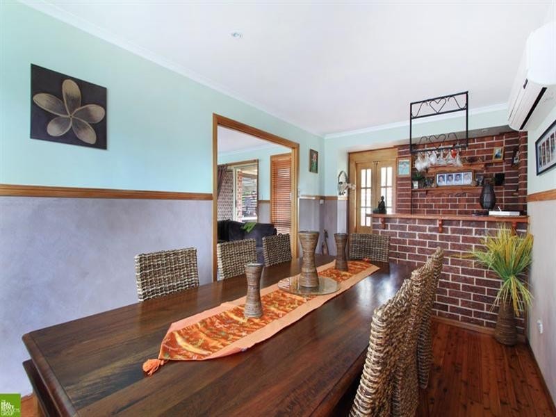 10 Derwent Place, Albion Park NSW 2527